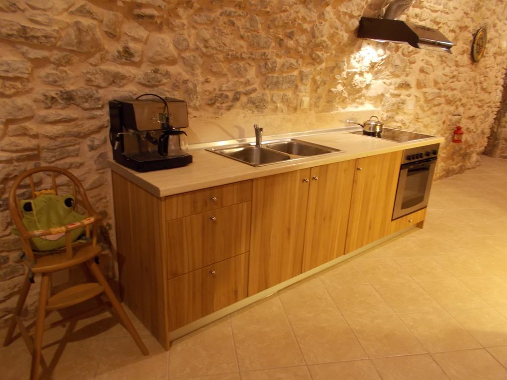 Pyrgi  Traditional Guest House Chrisyis מראה חיצוני תמונה